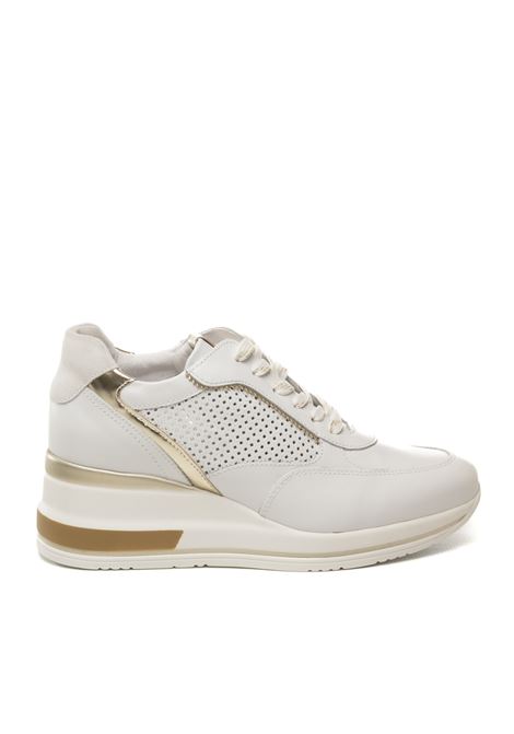 Sneaker pellle bianco/oro NERO GIARDINI | E615234SKIPPER-707